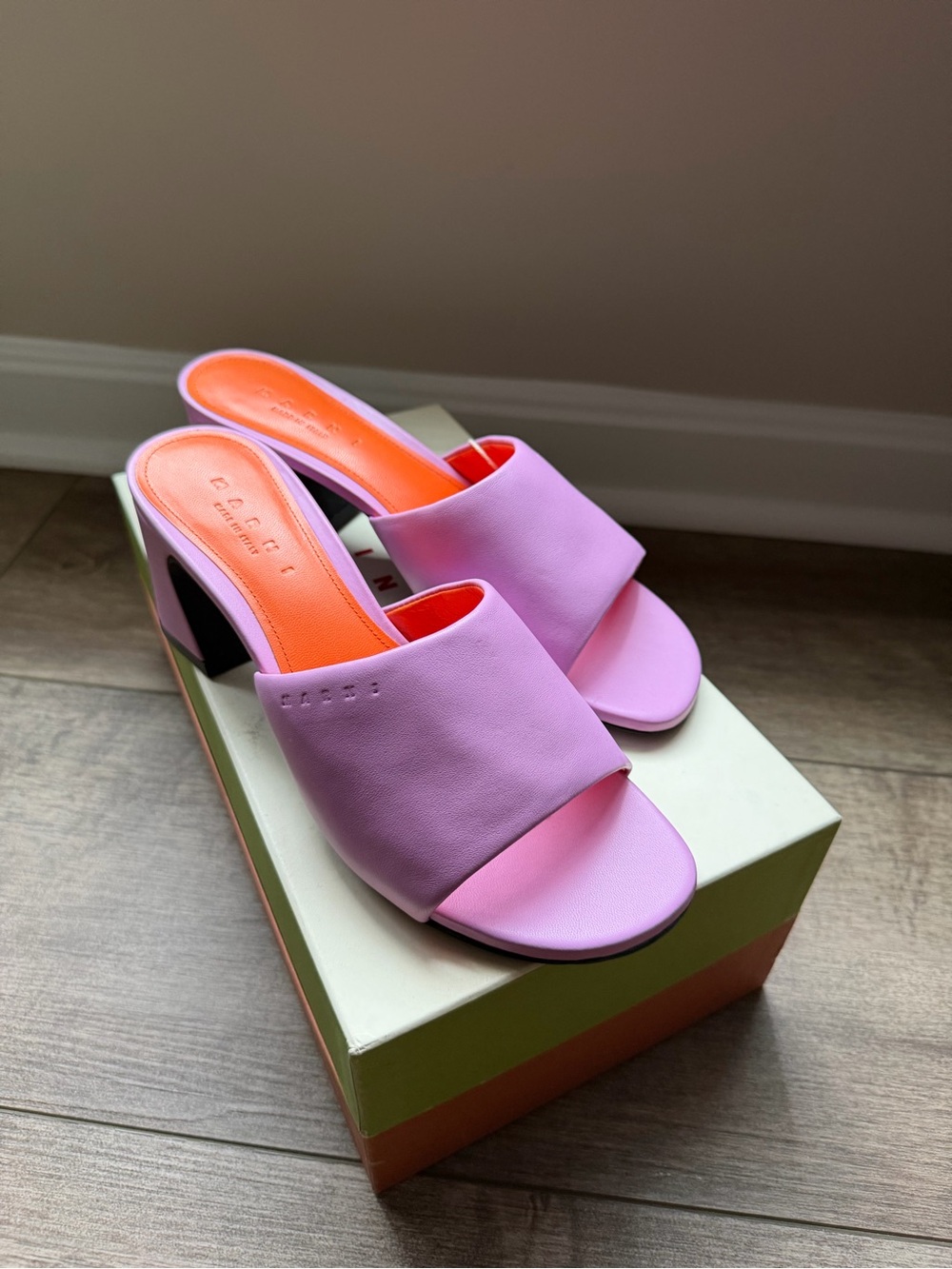 NIB Marni Periwinkle Pink Slide Mules Shoes Heels Sz 40 or 10